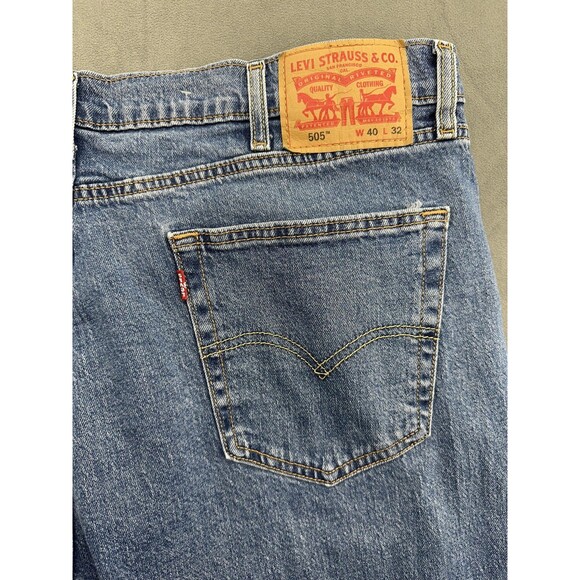 Levi's 505 Jeans Mens 40x32 Blue Denim Regular Fit Straight Leg Stretch Zip Fly - Picture 5 of 12